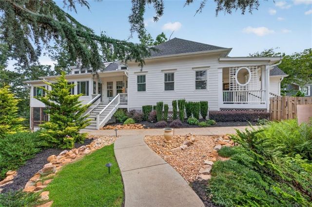 5960 Nachoochee Trail, Flowery Branch, GA 30542