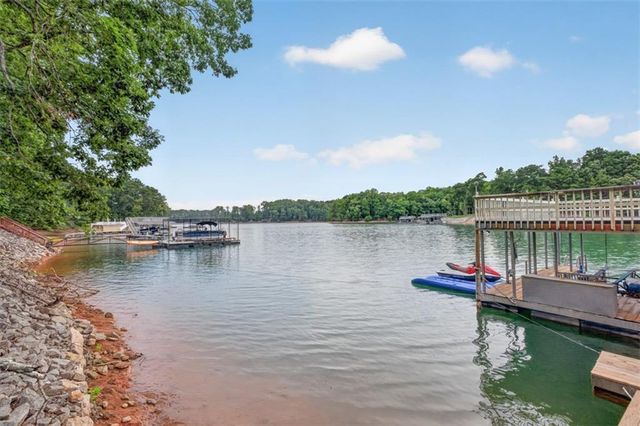 5960 Nachoochee Trail, Flowery Branch, GA 30542