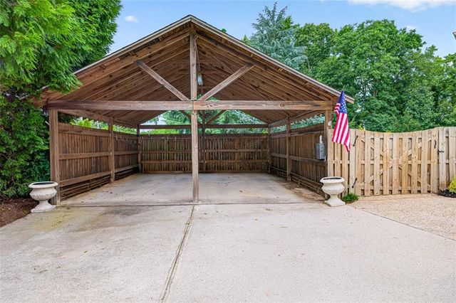 5960 Nachoochee Trail, Flowery Branch, GA 30542