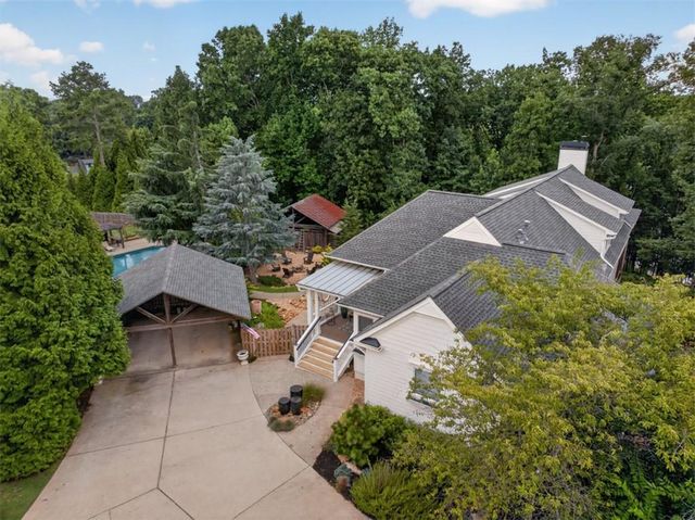 5960 Nachoochee Trail, Flowery Branch, GA 30542