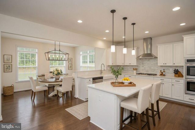 15 SWEET WILLIAM DR, Stafford, VA 22554