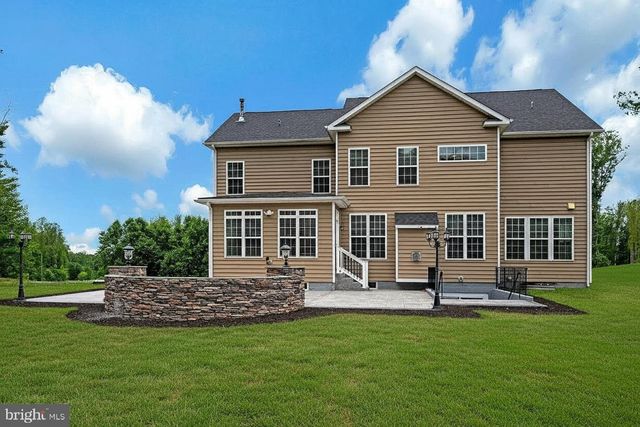 15 SWEET WILLIAM DR, Stafford, VA 22554