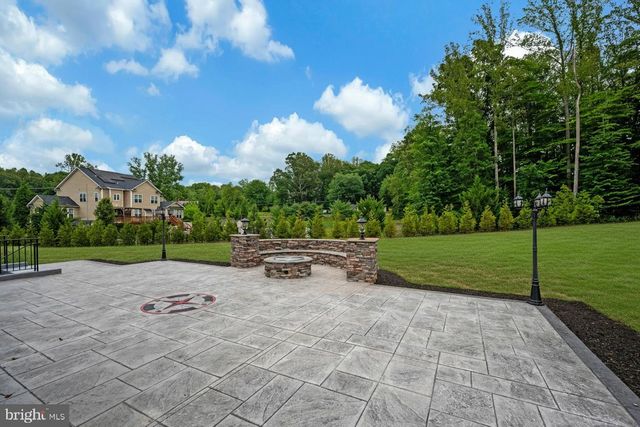 15 SWEET WILLIAM DR, Stafford, VA 22554