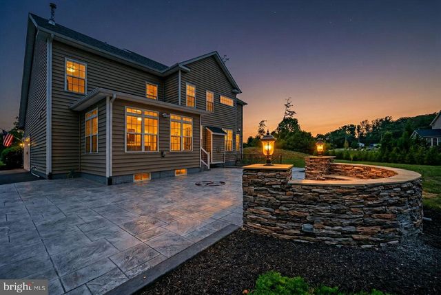 15 SWEET WILLIAM DR, Stafford, VA 22554