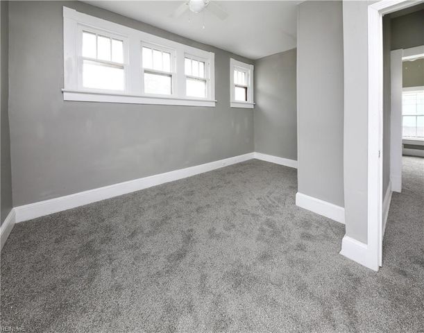 301 Shepard ST, Elizabeth City, NC 27907