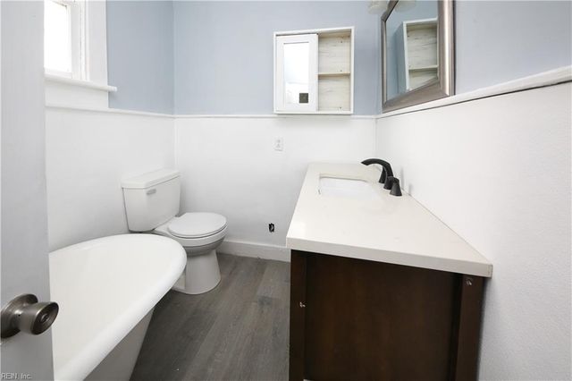 301 Shepard ST, Elizabeth City, NC 27907