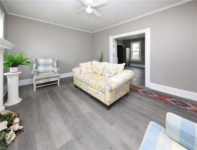 301 Shepard ST, Elizabeth City, NC 27907