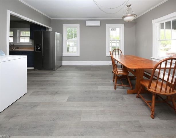 301 Shepard ST, Elizabeth City, NC 27907