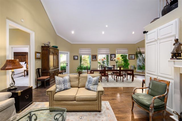 11904 Forest Lakes Lane, Dallas, TX 75230