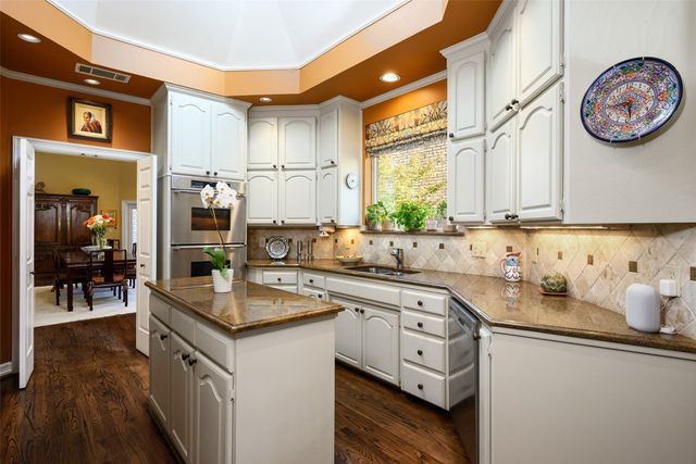 11904 Forest Lakes Lane, Dallas, TX 75230