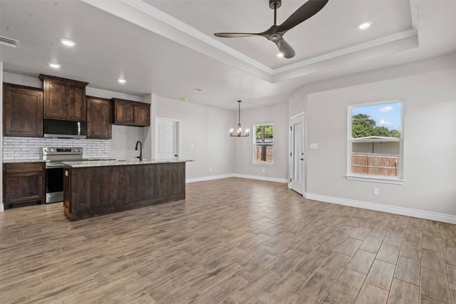 3402 Hilltop Road, Granbury, TX 76048