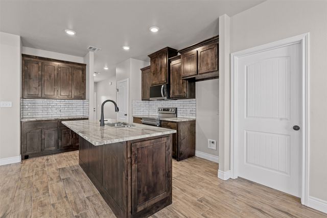 3402 Hilltop Road, Granbury, TX 76048