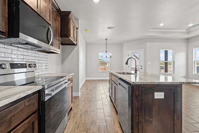 3402 Hilltop Road, Granbury, TX 76048