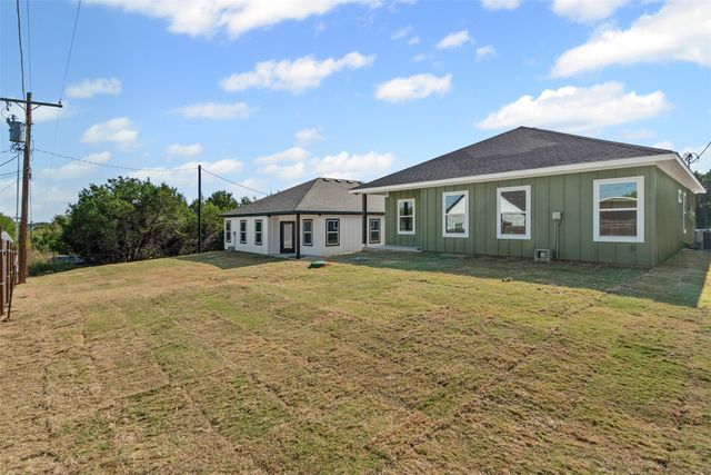 3402 Hilltop Road, Granbury, TX 76048
