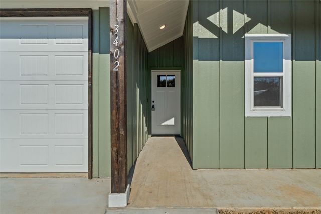 3402 Hilltop Road, Granbury, TX 76048