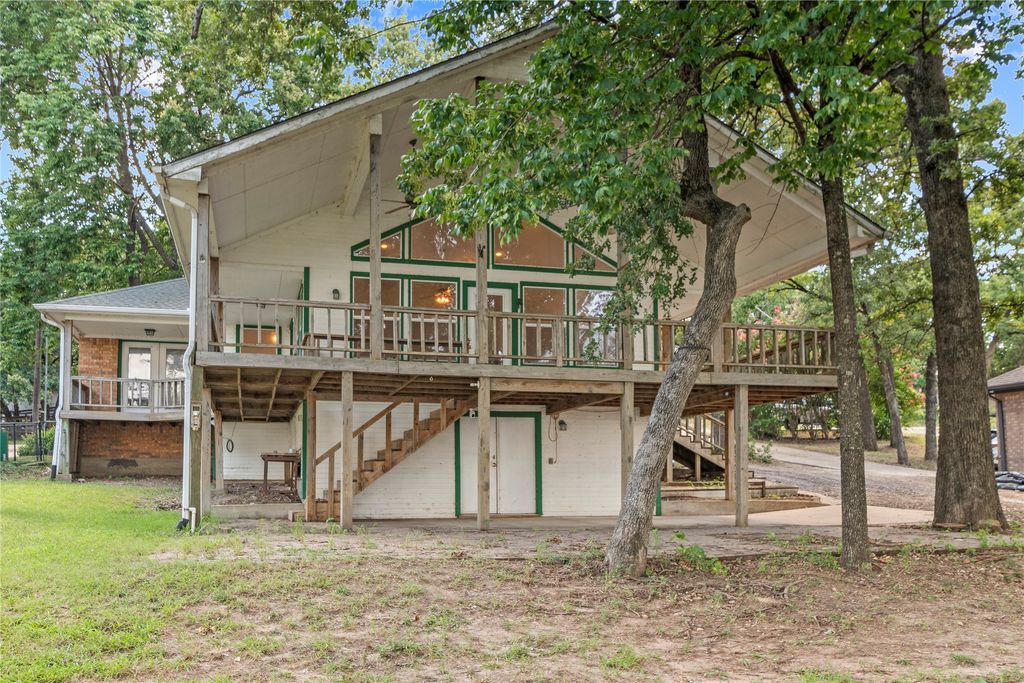 832 Oak Landing Circle, Kemp, TX 75143