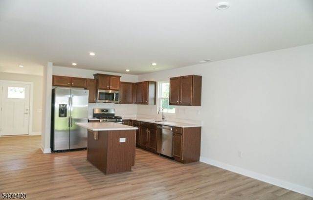 60 Coventry Rd, Hardyston Twp., NJ 07419