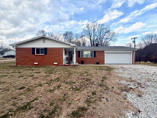 577 Sunny Acres Drive, Bedford, IN 47421