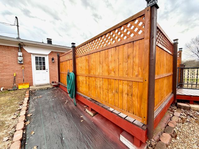 577 Sunny Acres Drive, Bedford, IN 47421