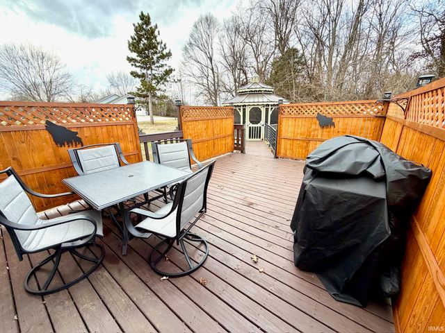 577 Sunny Acres Drive, Bedford, IN 47421