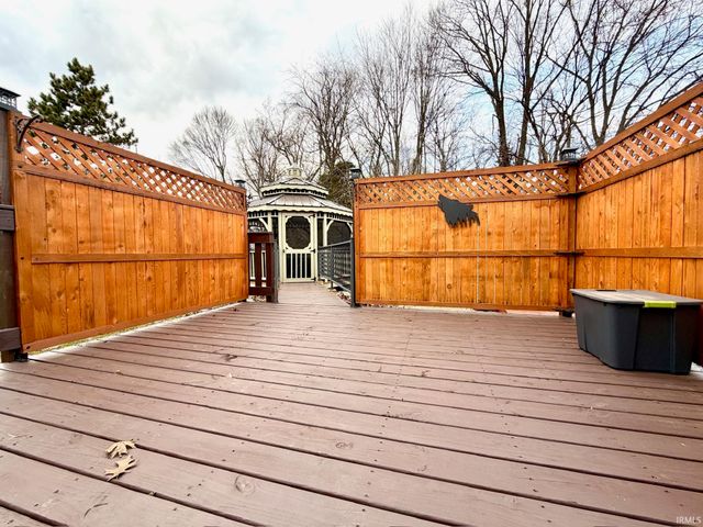 577 Sunny Acres Drive, Bedford, IN 47421