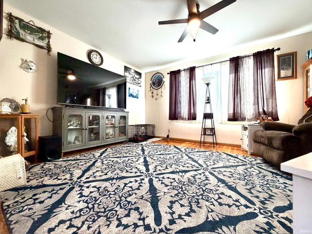 577 Sunny Acres Drive, Bedford, IN 47421