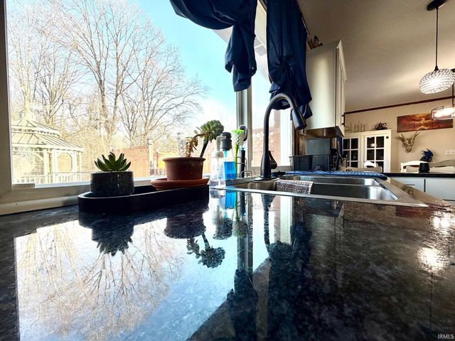 577 Sunny Acres Drive, Bedford, IN 47421