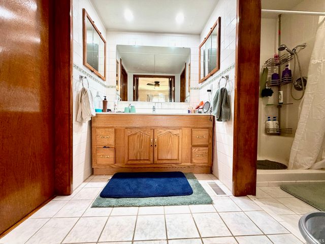 577 Sunny Acres Drive, Bedford, IN 47421