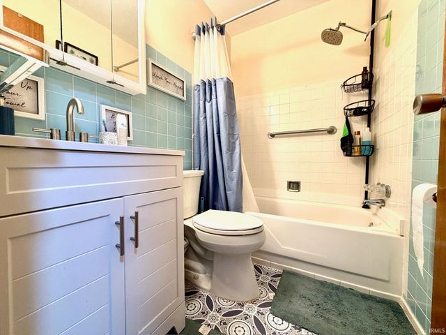 577 Sunny Acres Drive, Bedford, IN 47421