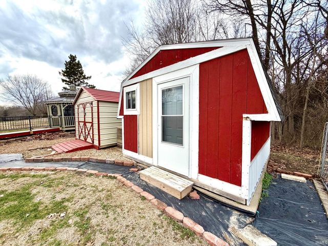 577 Sunny Acres Drive, Bedford, IN 47421