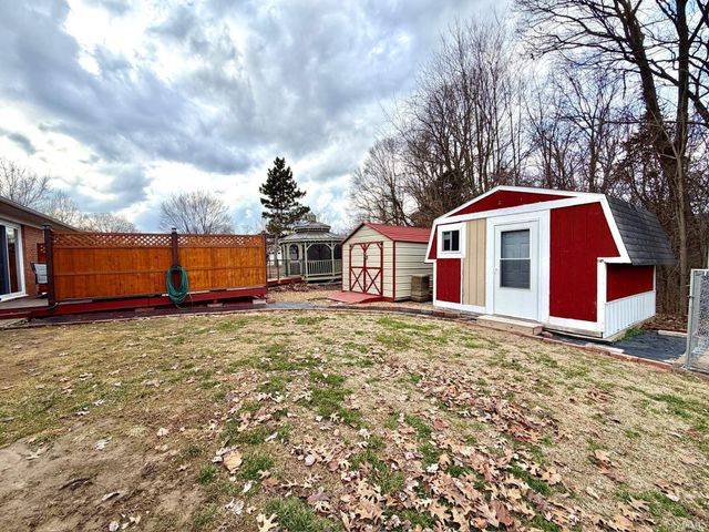 577 Sunny Acres Drive, Bedford, IN 47421