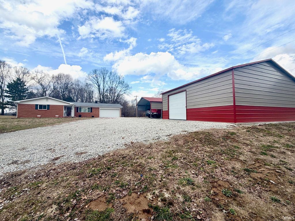 577 Sunny Acres Drive, Bedford, IN 47421