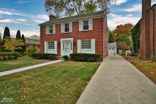 410 Roland Court, Grosse Pointe Farms, MI 48236