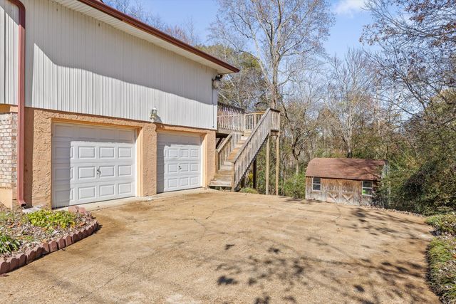 425 Stoneridge Drive, Hixson, TN 37343