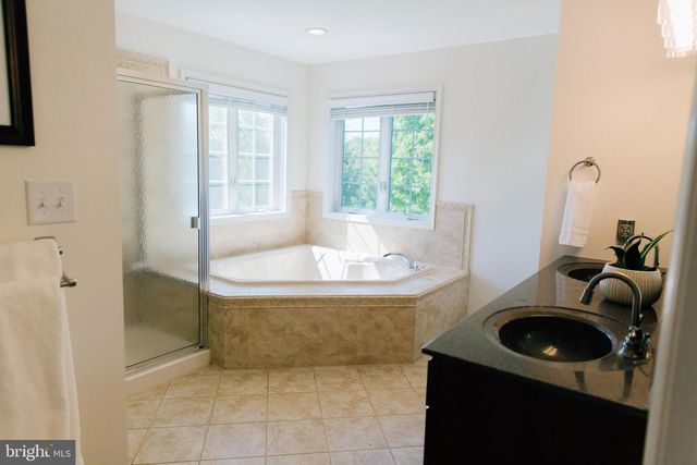315 TINSMAN DR, Perkasie, PA 18944
