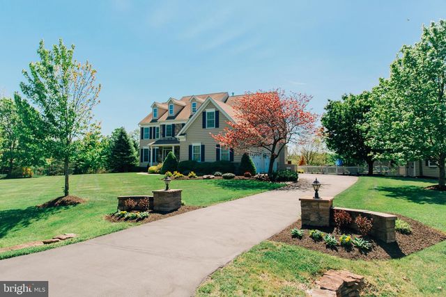 315 TINSMAN DR, Perkasie, PA 18944