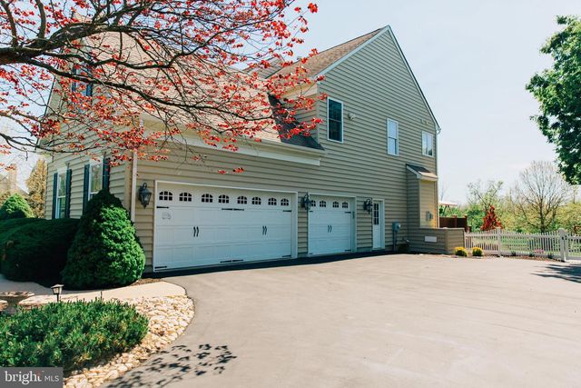 315 TINSMAN DR, Perkasie, PA 18944