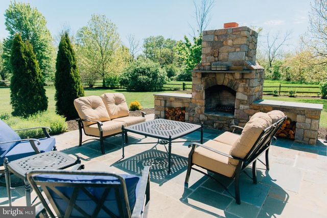 315 TINSMAN DR, Perkasie, PA 18944