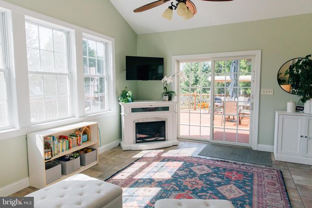 315 TINSMAN DR, Perkasie, PA 18944