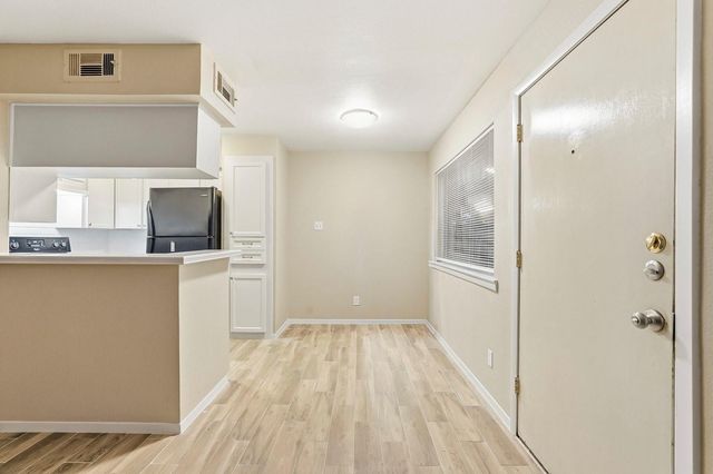 309 Stratford Street 6, Houston, TX 77006