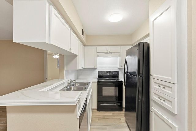 309 Stratford Street 6, Houston, TX 77006