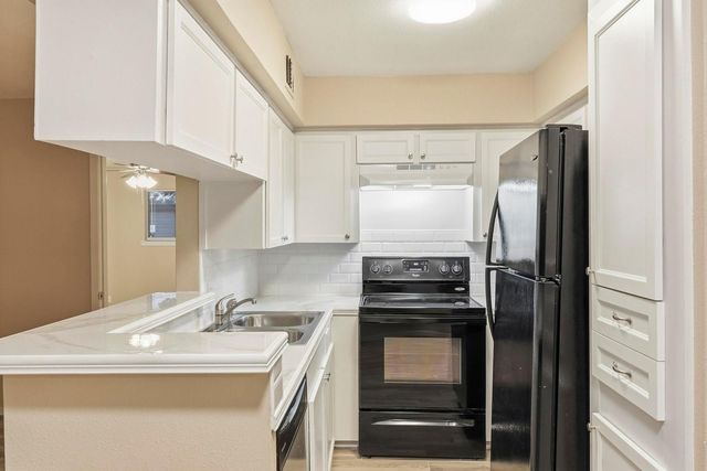 309 Stratford Street 6, Houston, TX 77006