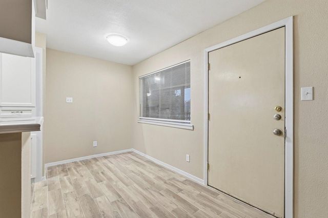 309 Stratford Street 6, Houston, TX 77006