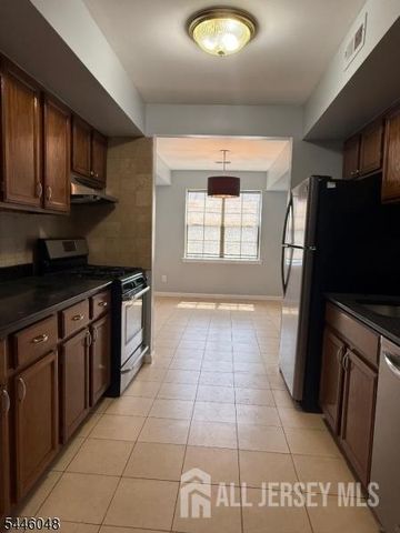 197-B Sierra Court, Woodbridge Proper, NJ 07095