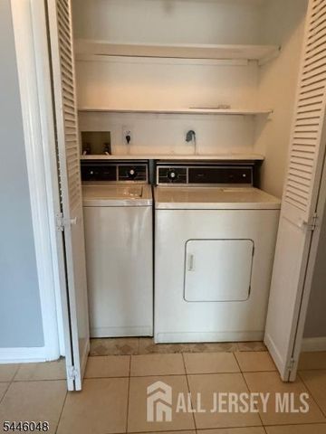 197-B Sierra Court, Woodbridge Proper, NJ 07095
