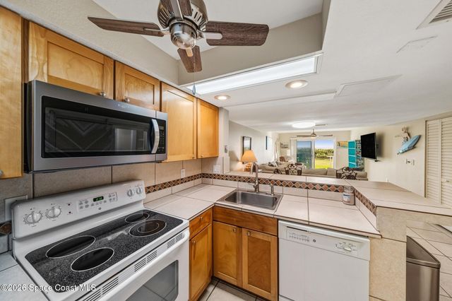 650 N Atlantic Avenue 106, Cocoa Beach, FL 32931