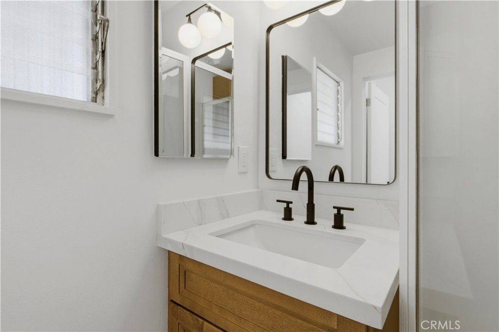 Image 35 of property listing at 60812 Adele Road, Landers, CA 92285