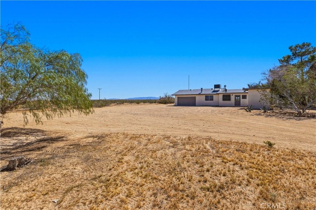 Image 45 of property listing at 60812 Adele Road, Landers, CA 92285
