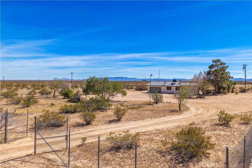 Image 54 of property listing at 60812 Adele Road, Landers, CA 92285