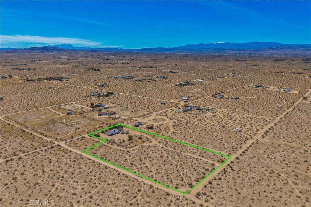 Image 57 of property listing at 60812 Adele Road, Landers, CA 92285